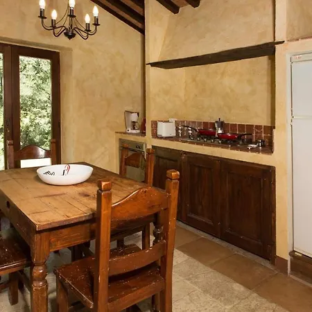 Casale Roteto 6, Emma Villas * Città di Castello